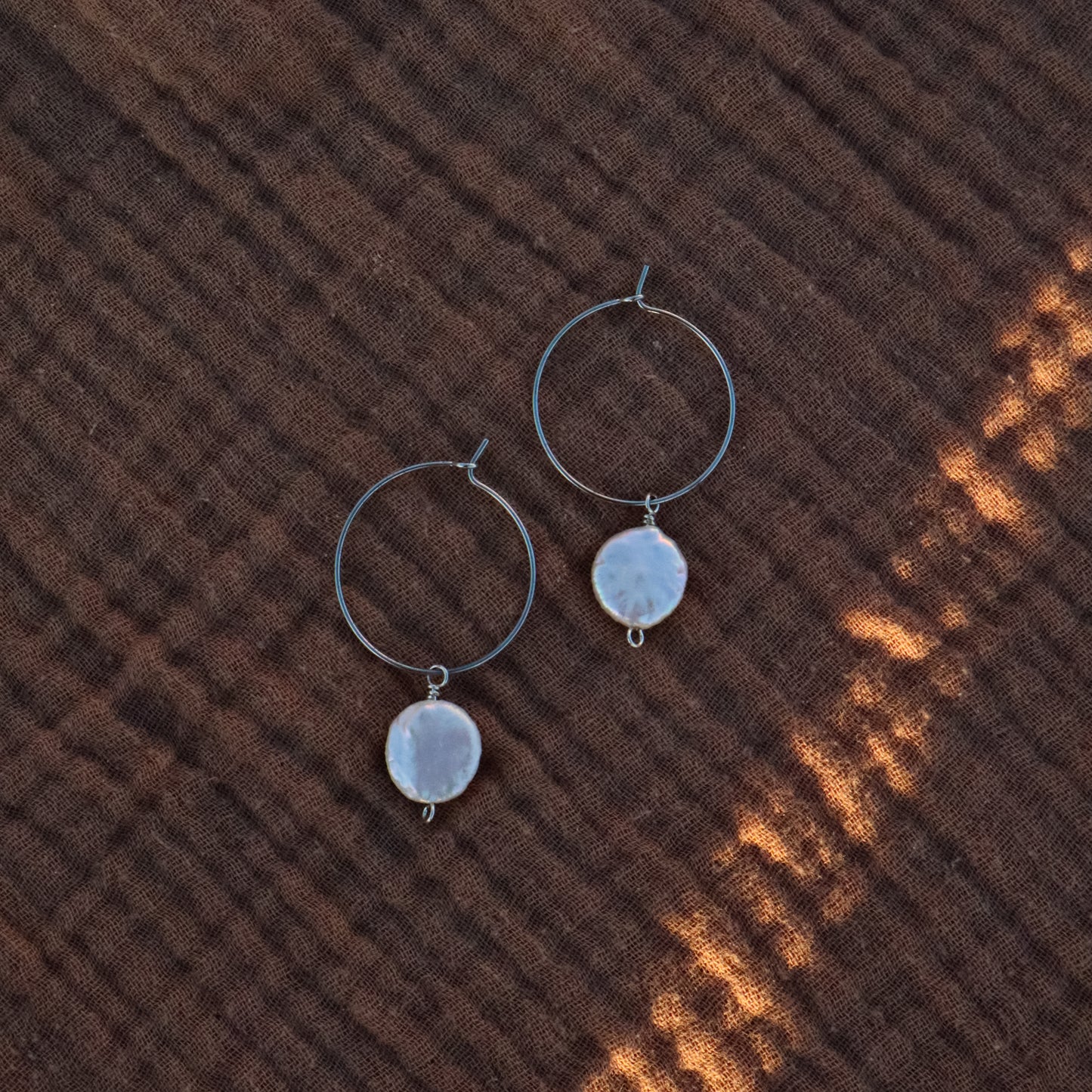 Hilton Head Coin Pearl Hoops
